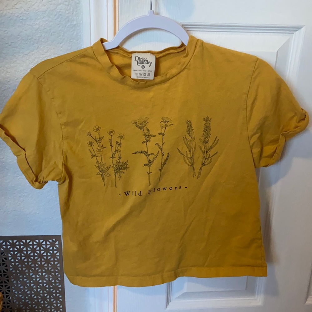 Yellow t-shirt